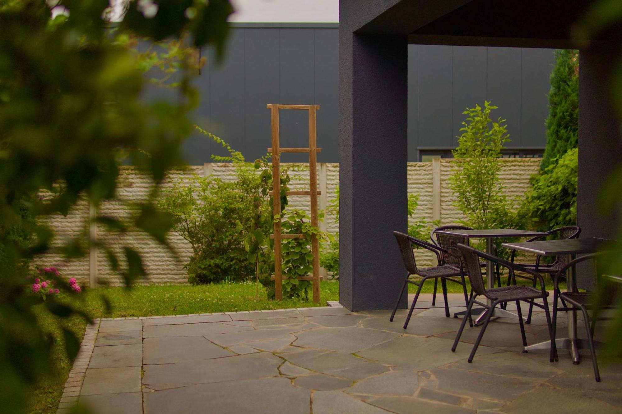 Bed & Breakfast Outlet Hotel Dettingen an der Erms Zewnętrze zdjęcie