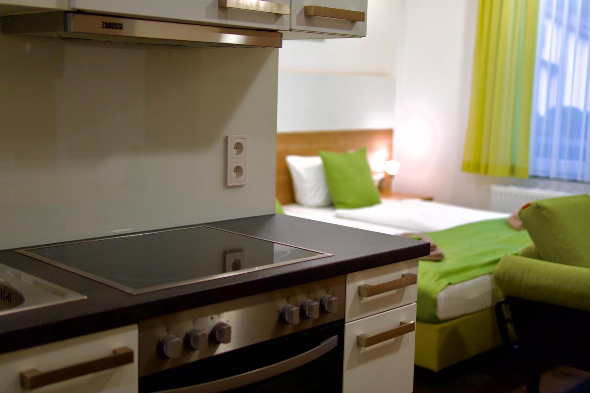 Bed & Breakfast Outlet Hotel Dettingen an der Erms Zewnętrze zdjęcie