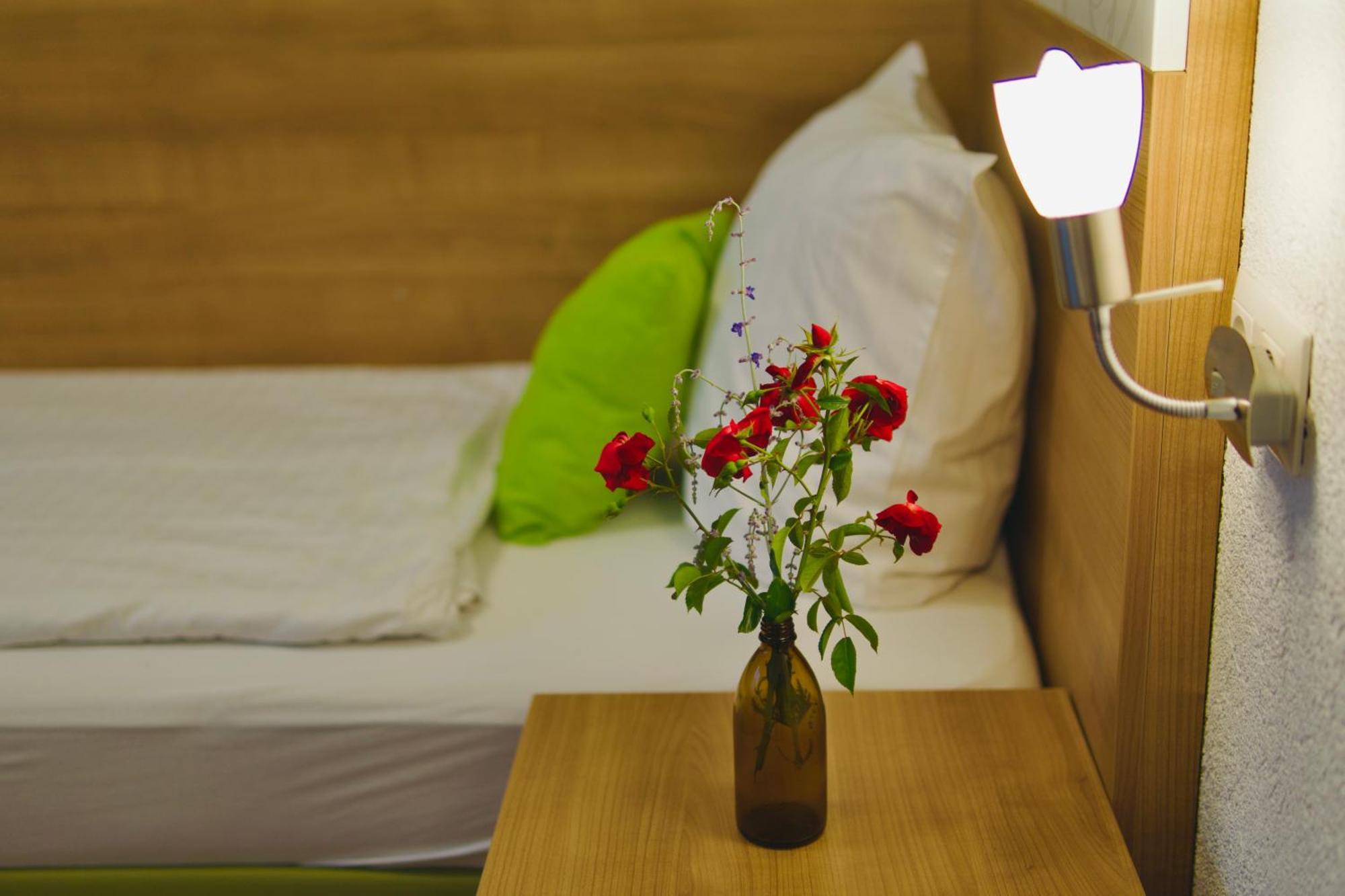 Bed & Breakfast Outlet Hotel Dettingen an der Erms Zewnętrze zdjęcie