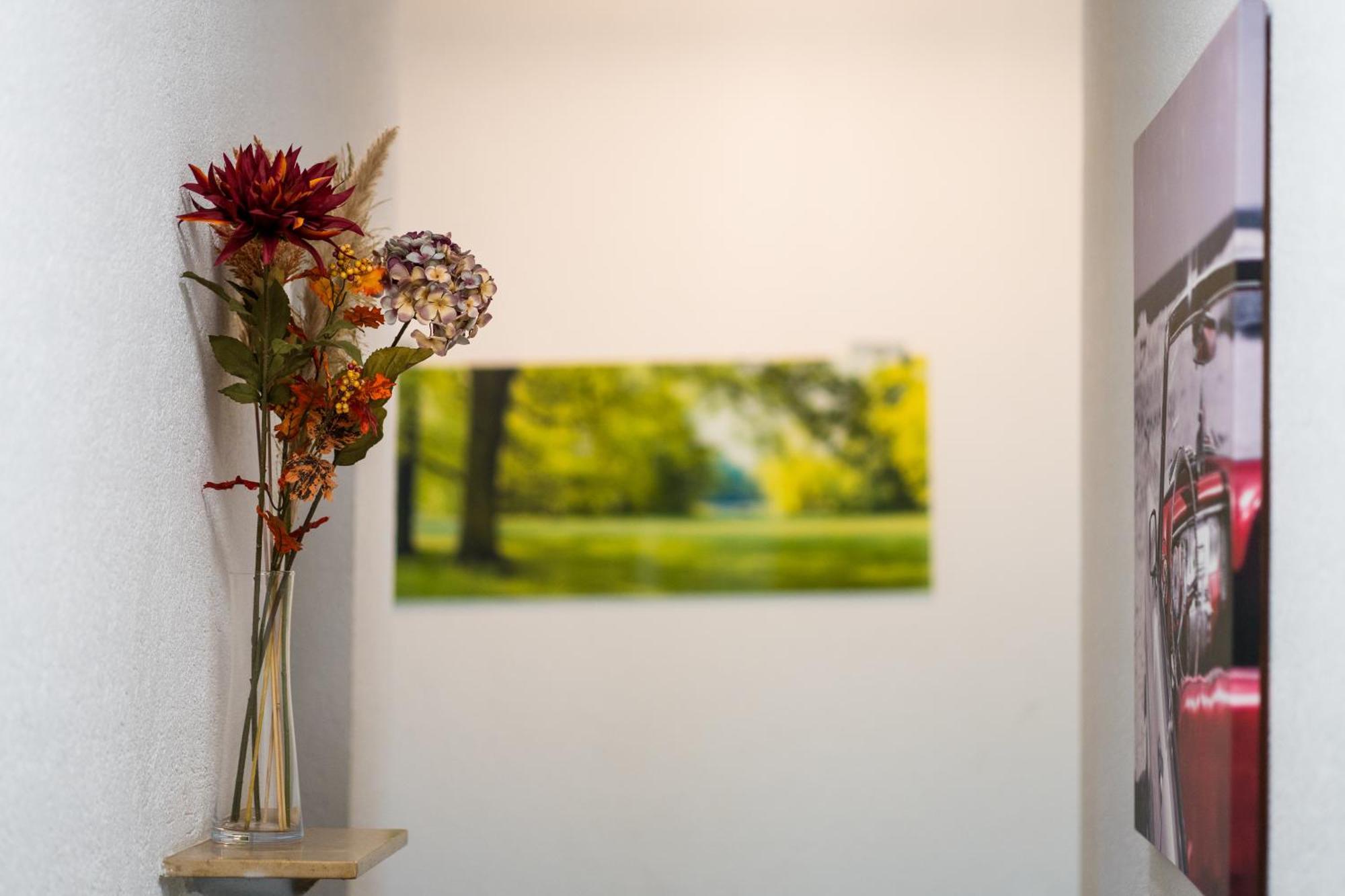 Bed & Breakfast Outlet Hotel Dettingen an der Erms Zewnętrze zdjęcie