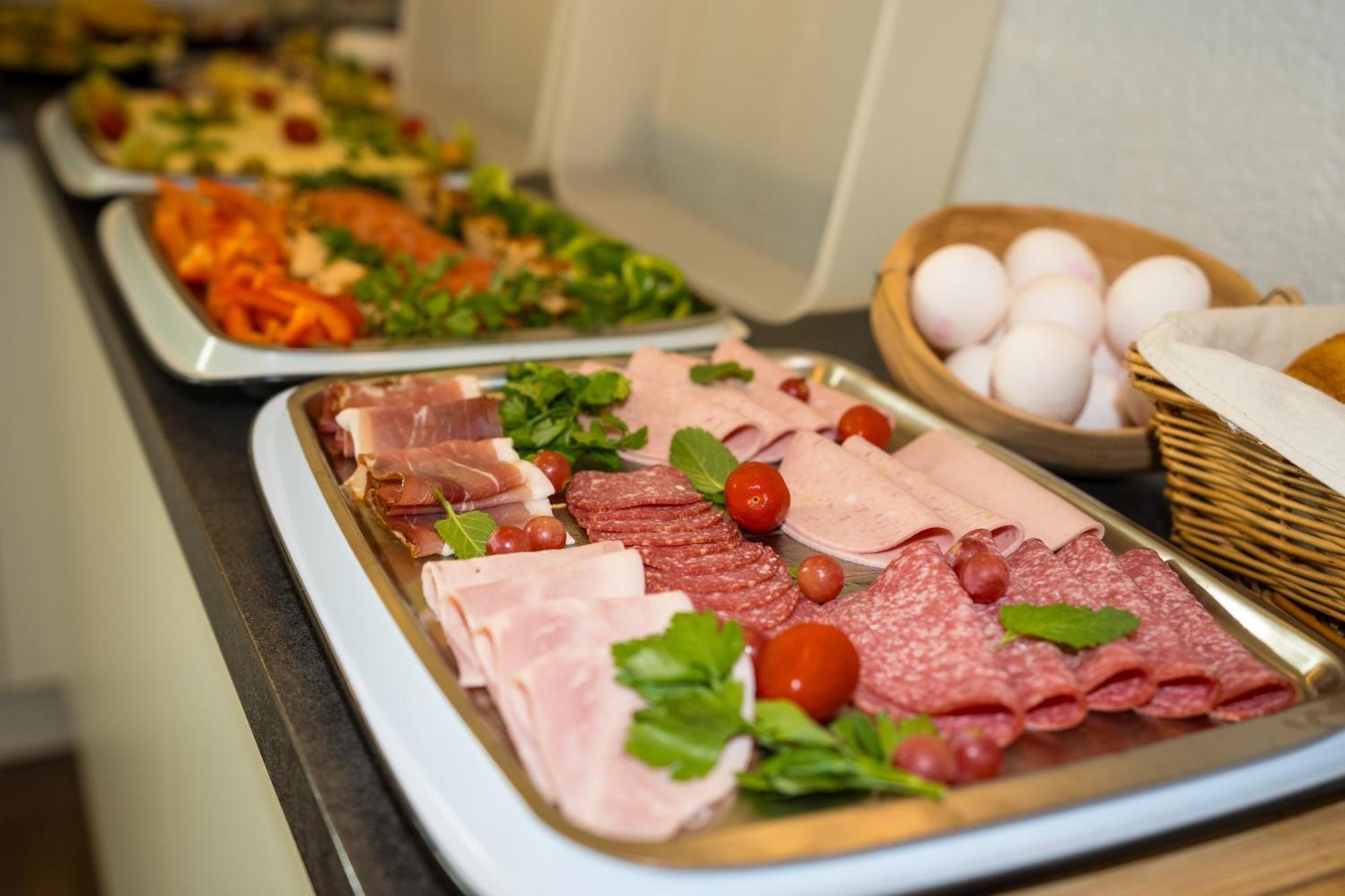 Bed & Breakfast Outlet Hotel Dettingen an der Erms Zewnętrze zdjęcie
